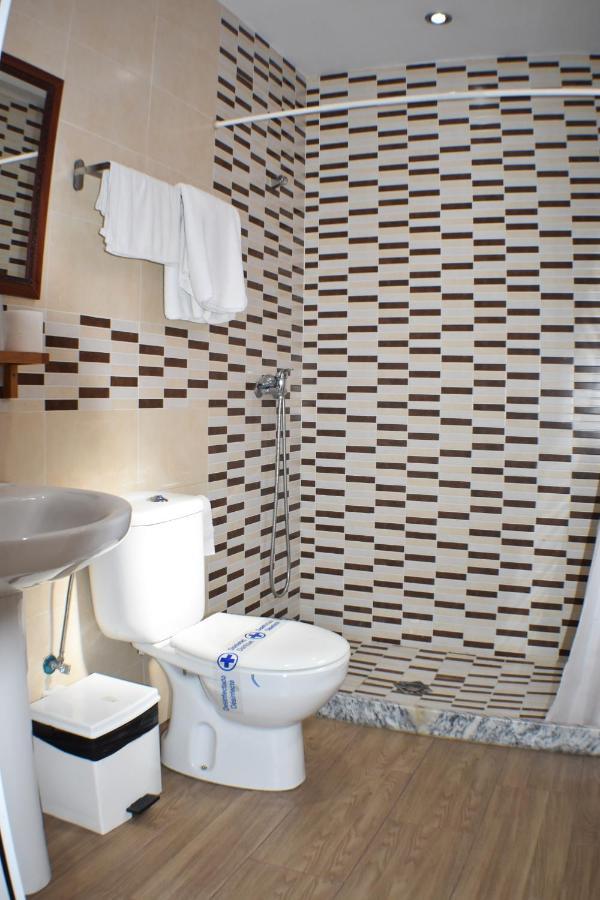 Hostal Alamare Севиля Екстериор снимка