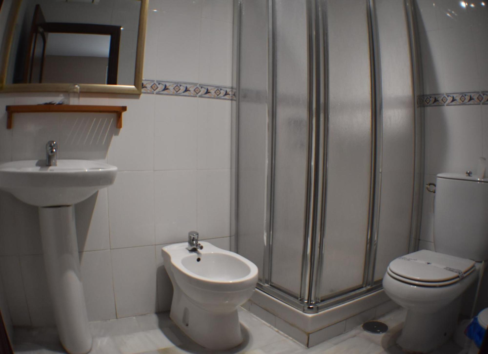 Hostal Alamare Севиля Екстериор снимка