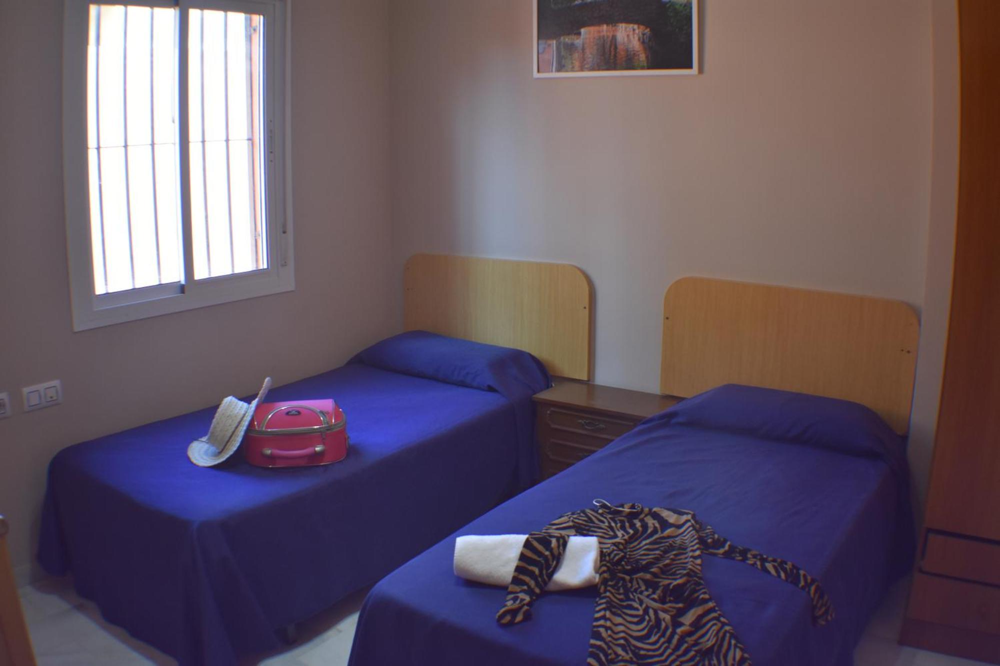 Hostal Alamare Севиля Екстериор снимка