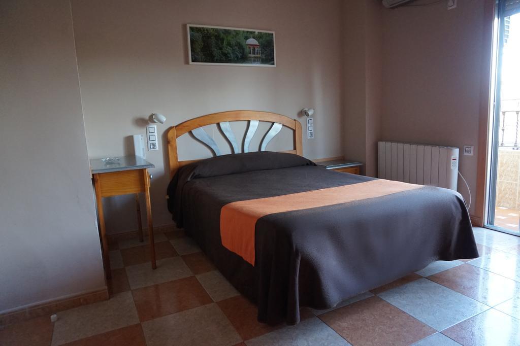 Hostal Alamare Севиля Екстериор снимка